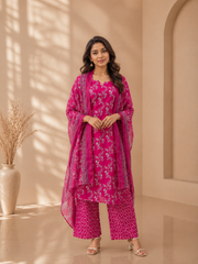 Brahmine Women's Royal Pink Pure Cotton Printed Kurta Pant Dupatta Suit Set - Image 1